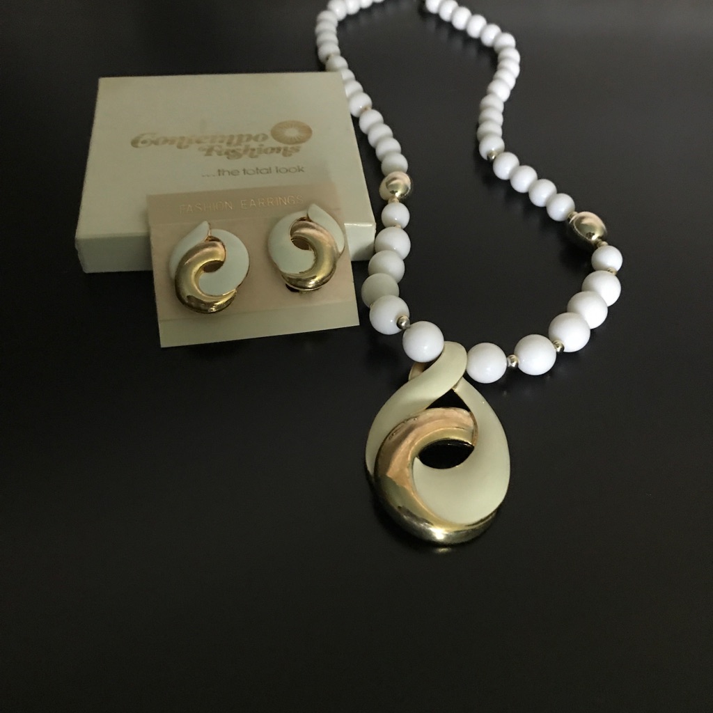 Vintage Costume Jewelry